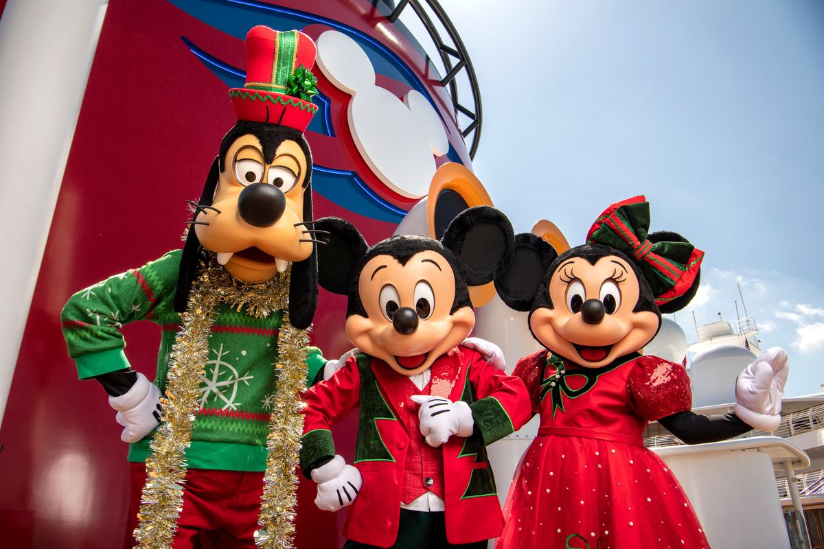 Exciting News: Disney Cruise Line's Spooky Fun and Holiday Magic in Fall 2023!
