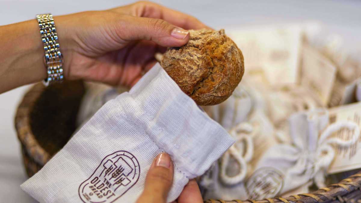 Why Turkish Airlines Is Serving the World’s “Oldest Bread”