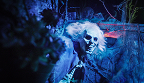 Unveiling the Thrills and Chills: Your Ultimate Guide to Universal Orlando's Halloween Horror Nights